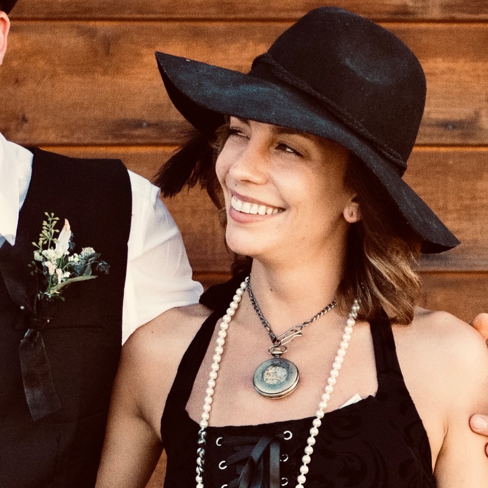 Meet your Posher, Kobri